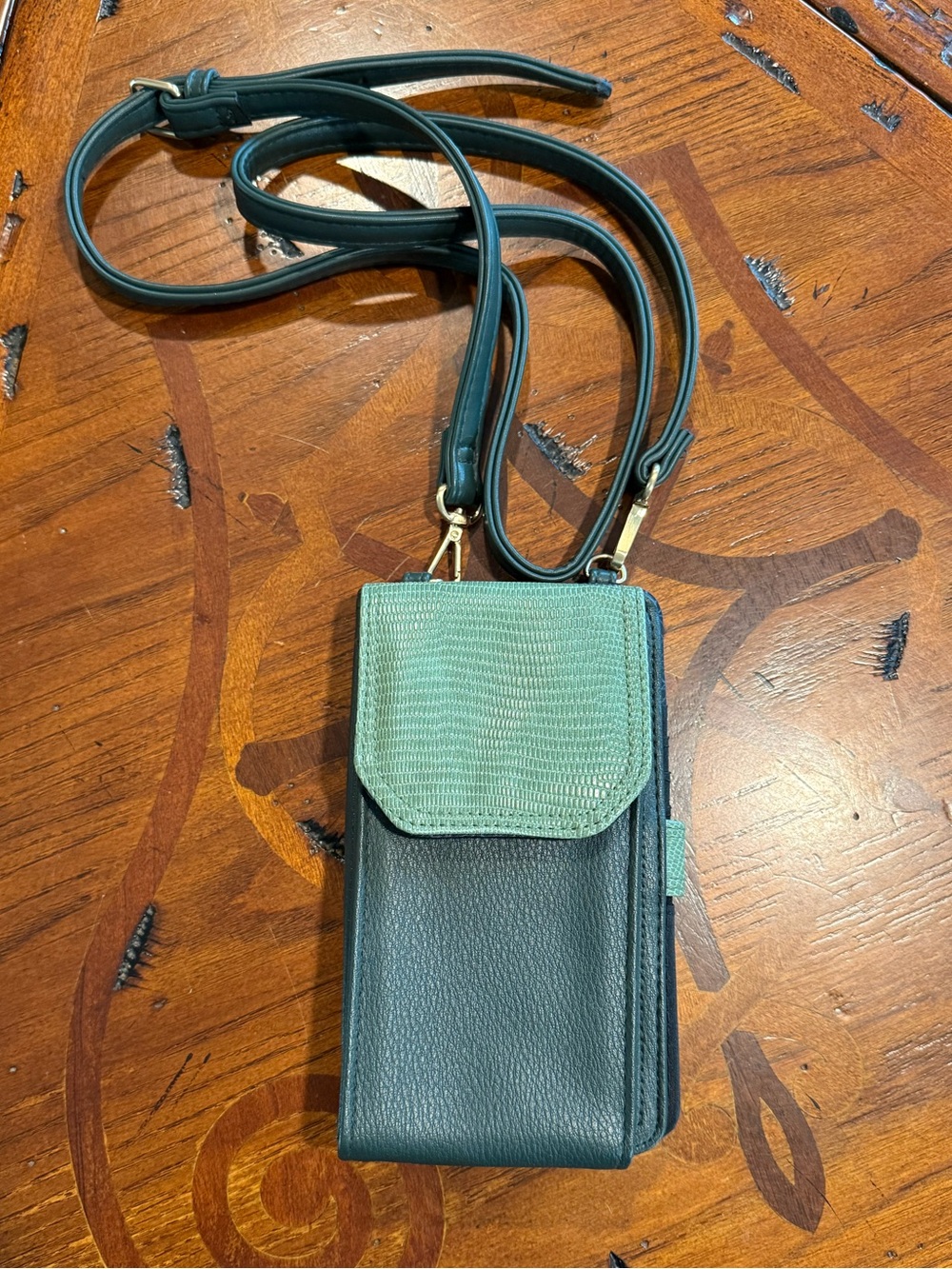 Crossbody Phone Wallet with Zip Pocket